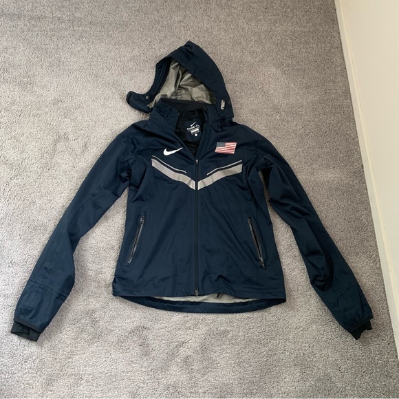 RARE HTF NIKE OLYMPIC PODIUM STORMFIT JACKET 🇺🇸 - Picture 1 of 2
